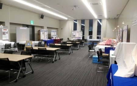 「第57回セラミックス基礎科学討論会」併設展示会場風景