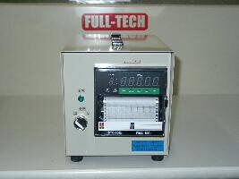 6CHマルチ入力レコーダー FTR-100の前面記録計操作部です。